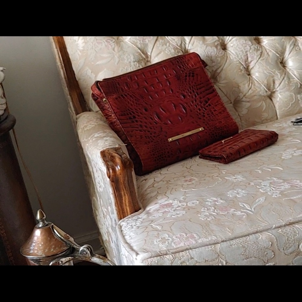 Brahmin Purse & Wallet